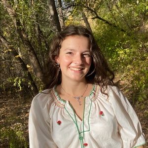 Meet your Posher, Beth